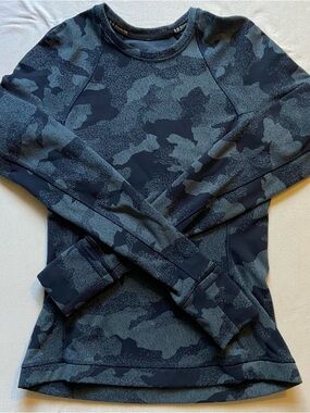Lululemon Women’s Camo-Print Long Sleeve Athletic Top